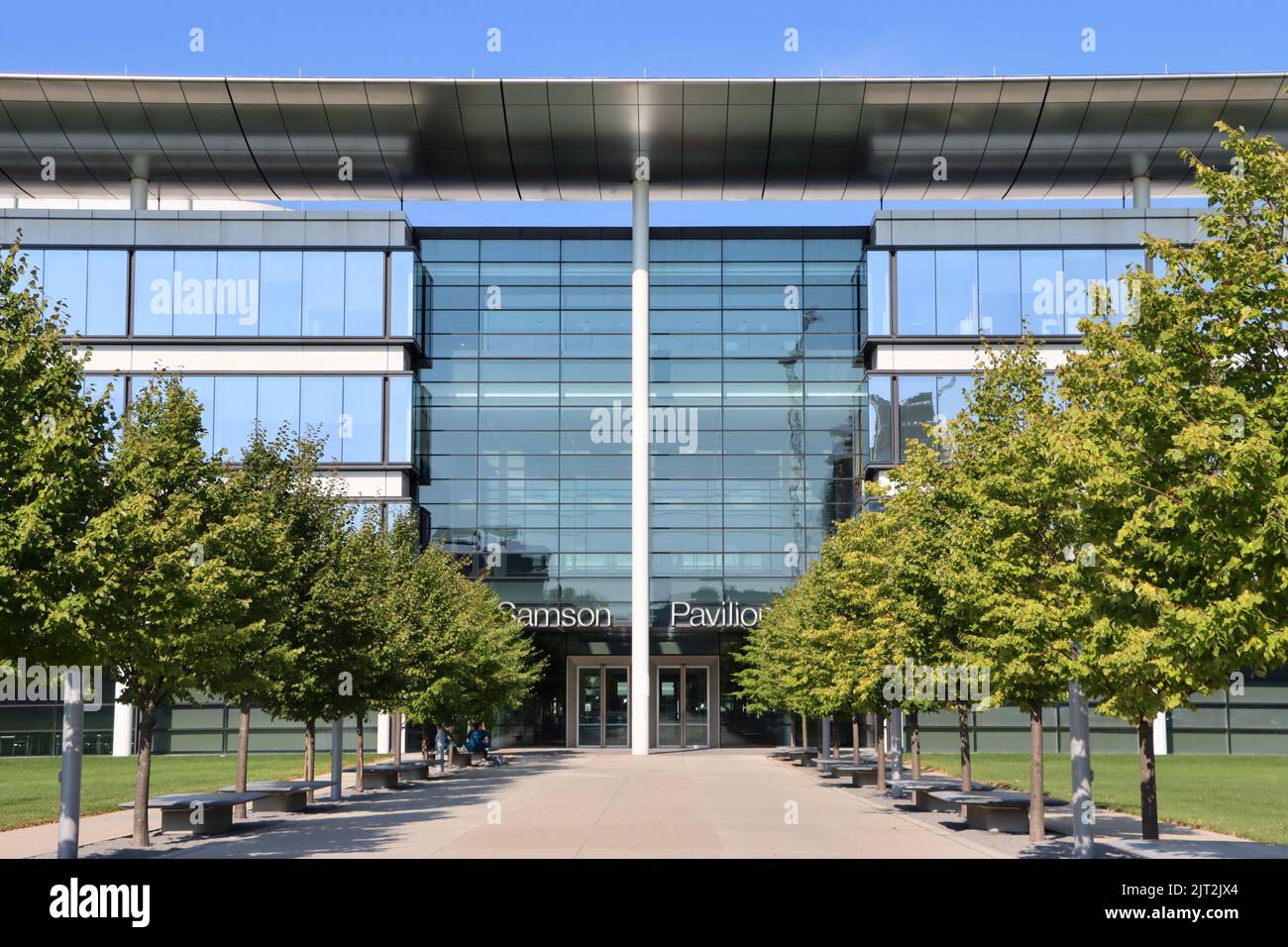 Cleveland Clinic Health Education Campus on Main Campus Stock Photo Alamy