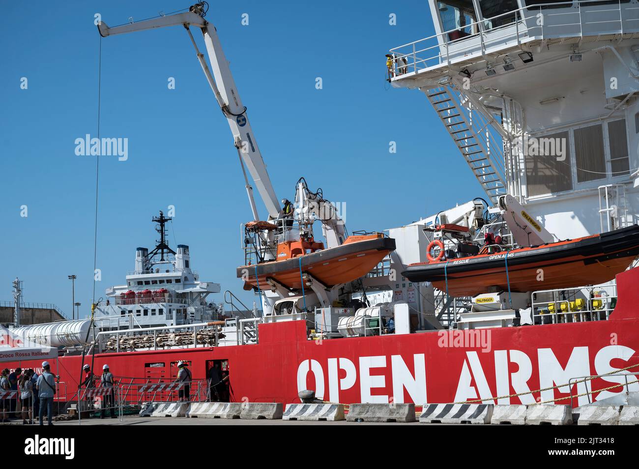 Messina, Italy. 27th Aug, 2022. Migrants Seen Disembarking The New ...