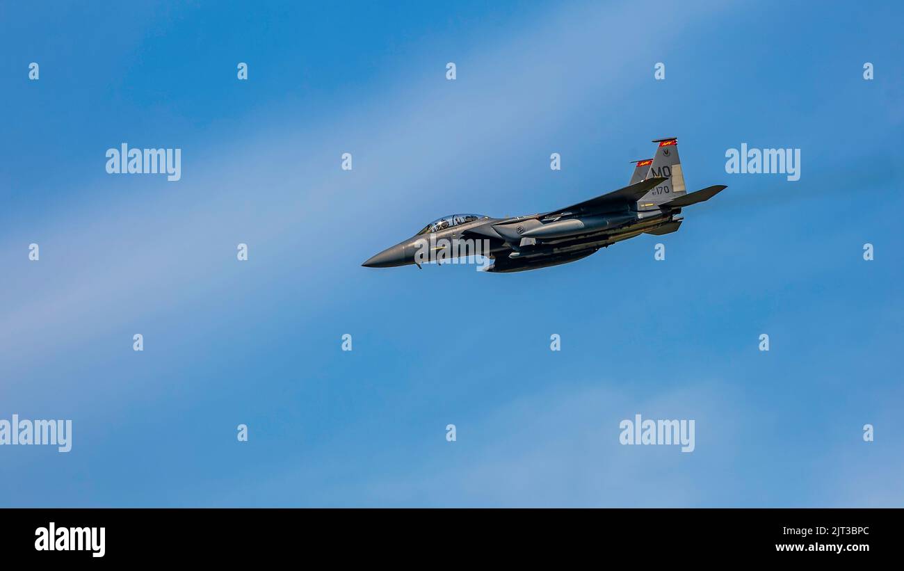 FA18 Super fighter jet at Thunder Over Michigan airshow, Willow