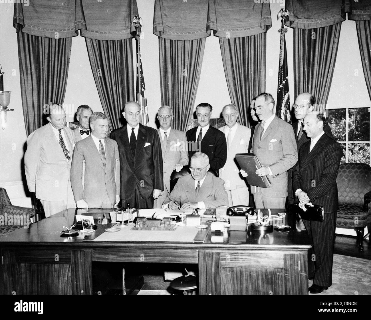 Truman signing North Atlantic Treaty Stock Photo - Alamy