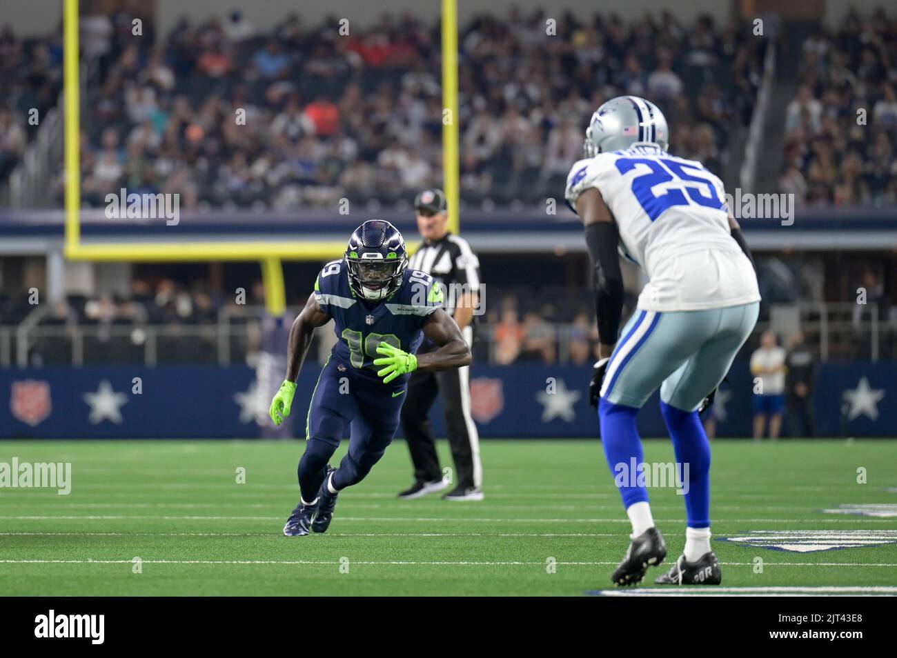 Dallas Cowboys cornerback Nahshon Wright (25) defends during an