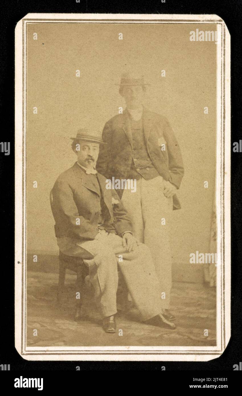 Two men wearing suits and hats Stock Photo - Alamy