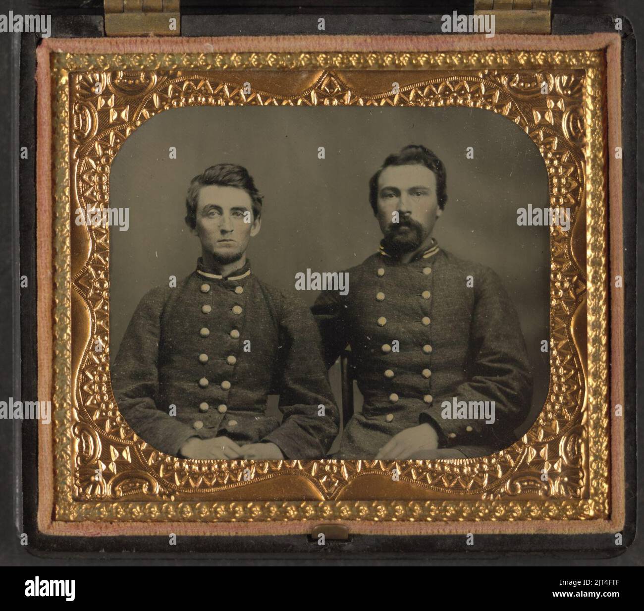 Two unidentified soldiers in Confederate lieutenants' uniforms Stock ...