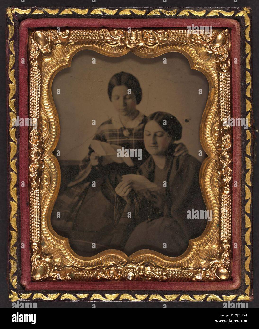 Women of letters hi-res stock photography and images - Alamy