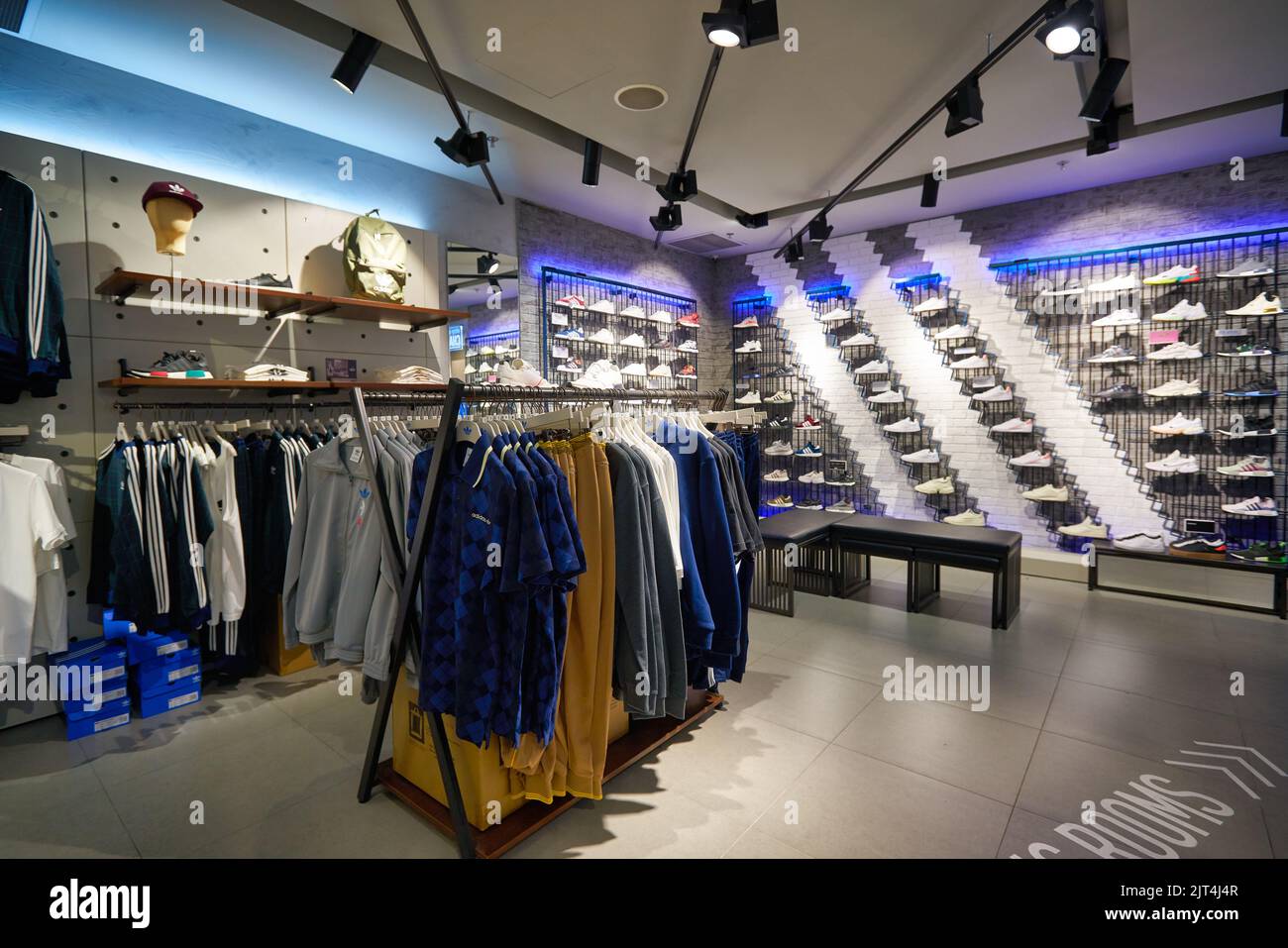 Adidas outlet store hi-res stock photography and images - Page 3 - Alamy