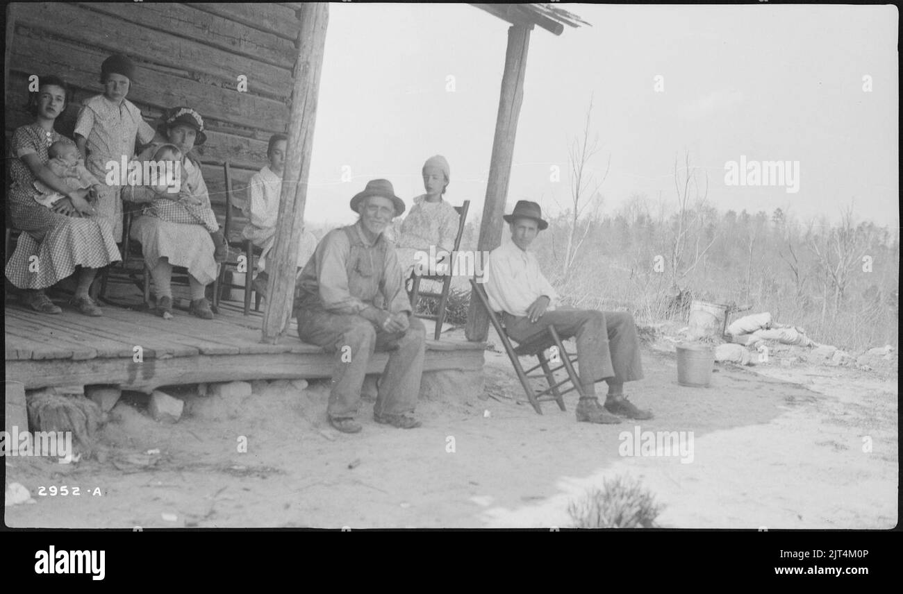 Typical family setting Stock Photo - Alamy