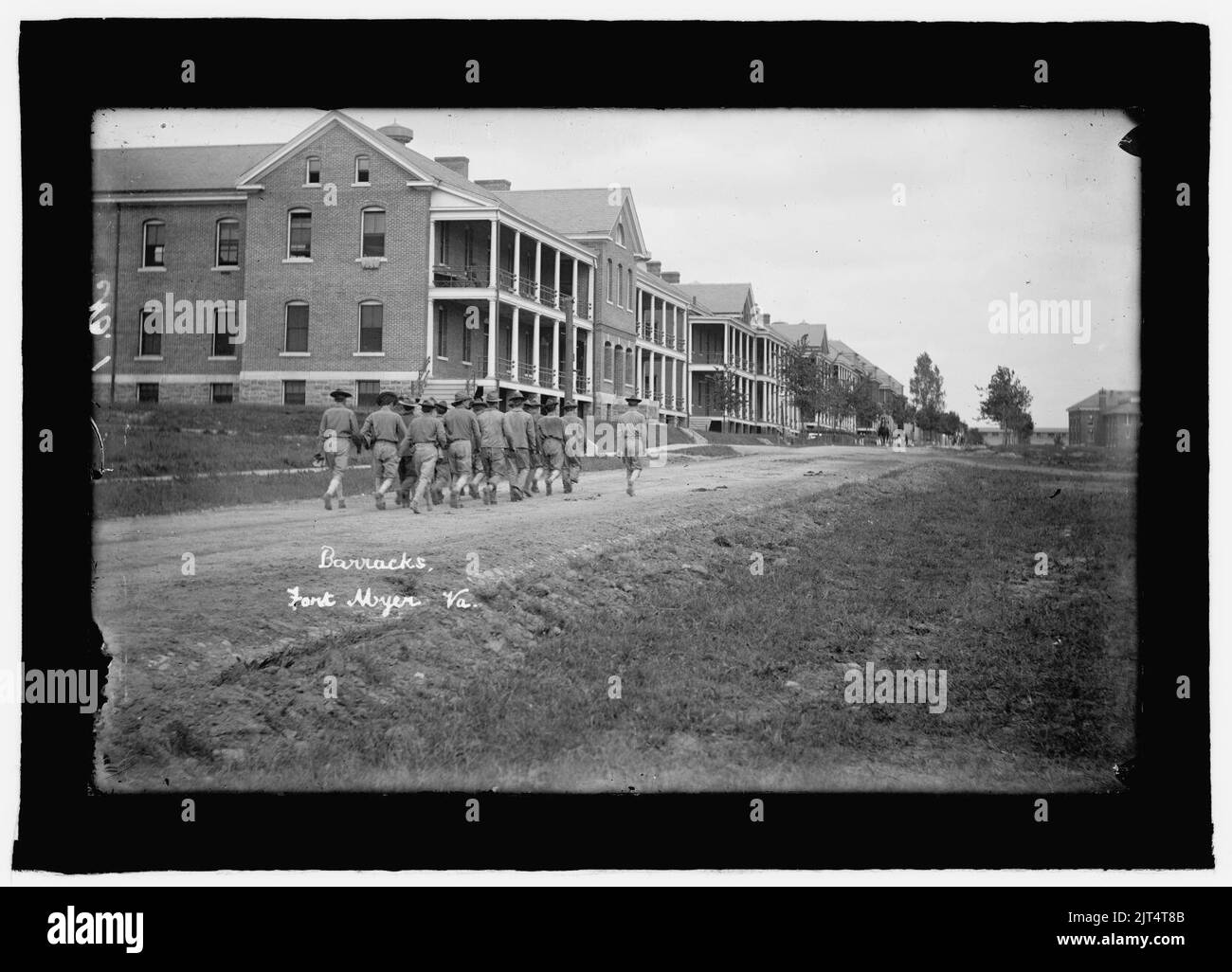 U.S. Army barracks, Fort Myer, Va., c.1914 Stock Photo Alamy