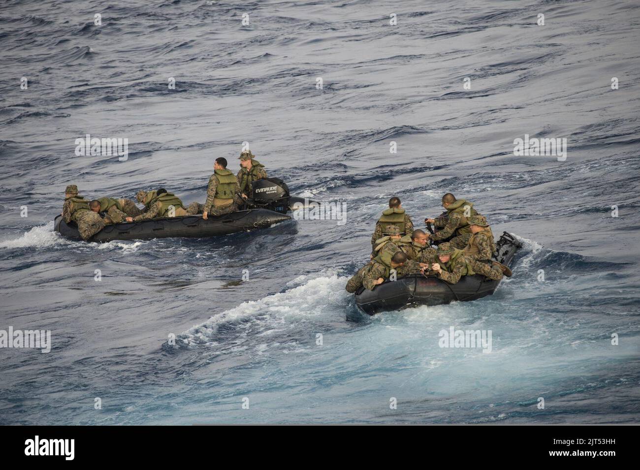 U.S. Marines assigned to Foxtrot Company, Battalion Landing Team, 2nd Battalion, 5th Marine Regiment, 31st Marine Expeditionary Unit conduct launch and recovery operations with combat rubber raiding craft from 140301 Stock Photo