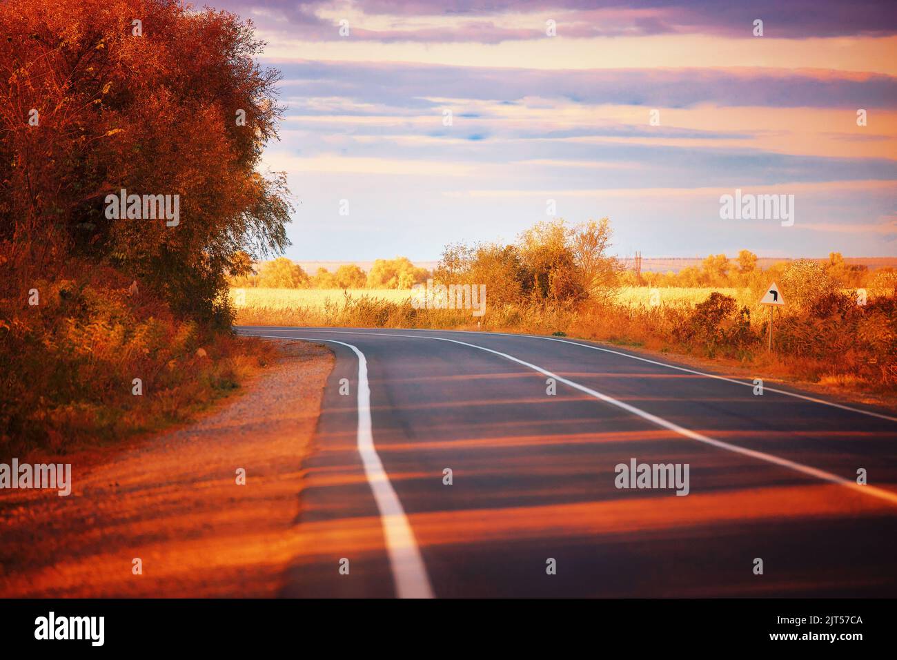 Soft focus road hi-res stock photography and images - Alamy