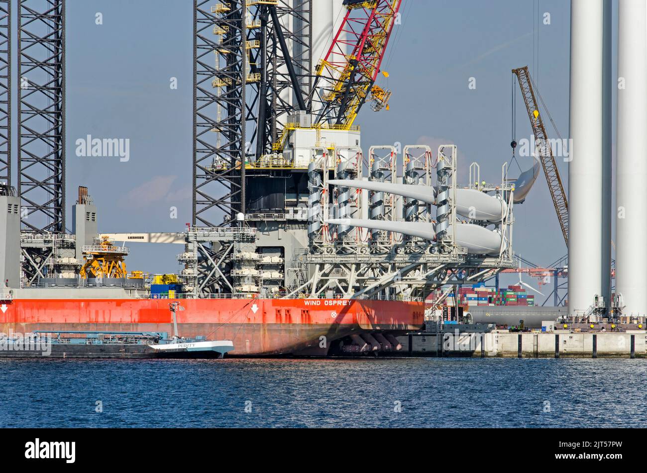 Wind farm construction vessel hi-res stock photography and images - Alamy