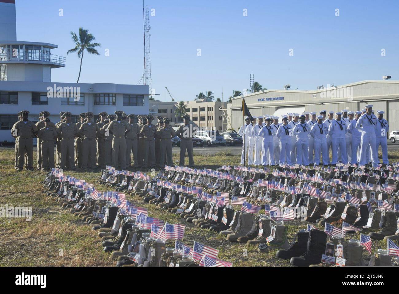 U.S. Navy Region Hawaii chief petty officers and chief petty officer