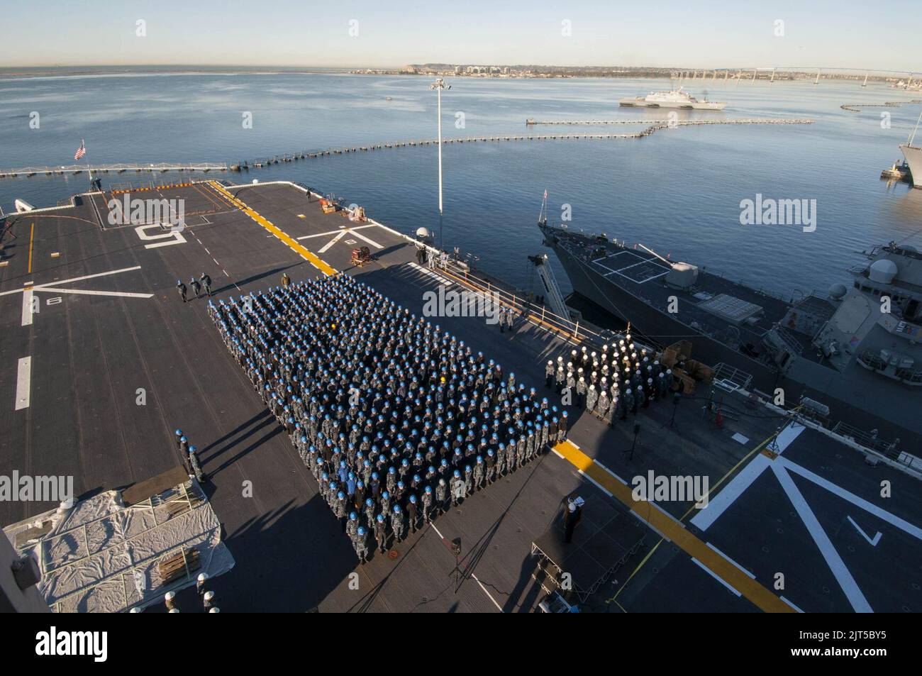 U.S. Sailors assigned to the amphibious assault ship USS Peleliu (LHA 5 ...
