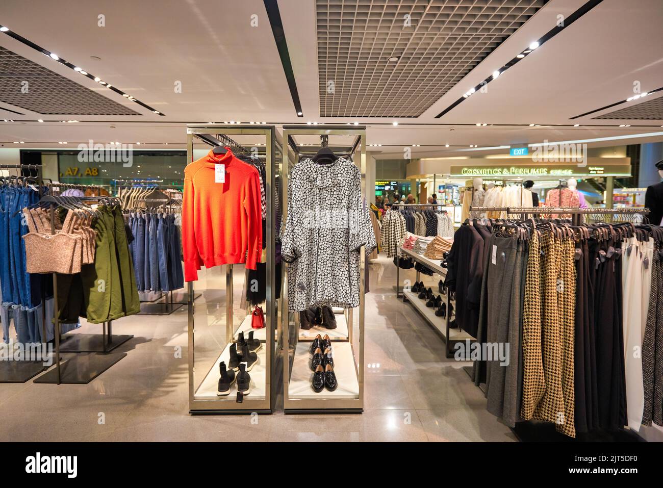 Spanish store clothes retailer hi-res stock photography and images - Page 5  - Alamy