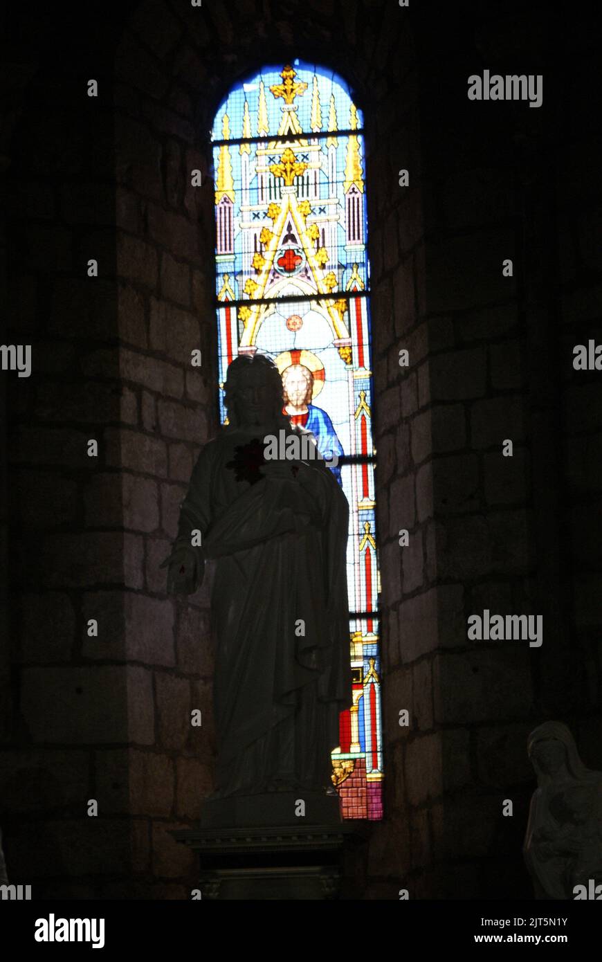 EGLISE NOTRE DAME DE BONNE NOUVELLE.MONTAIGUT EN COMBRAILLE.PUY DE DOME