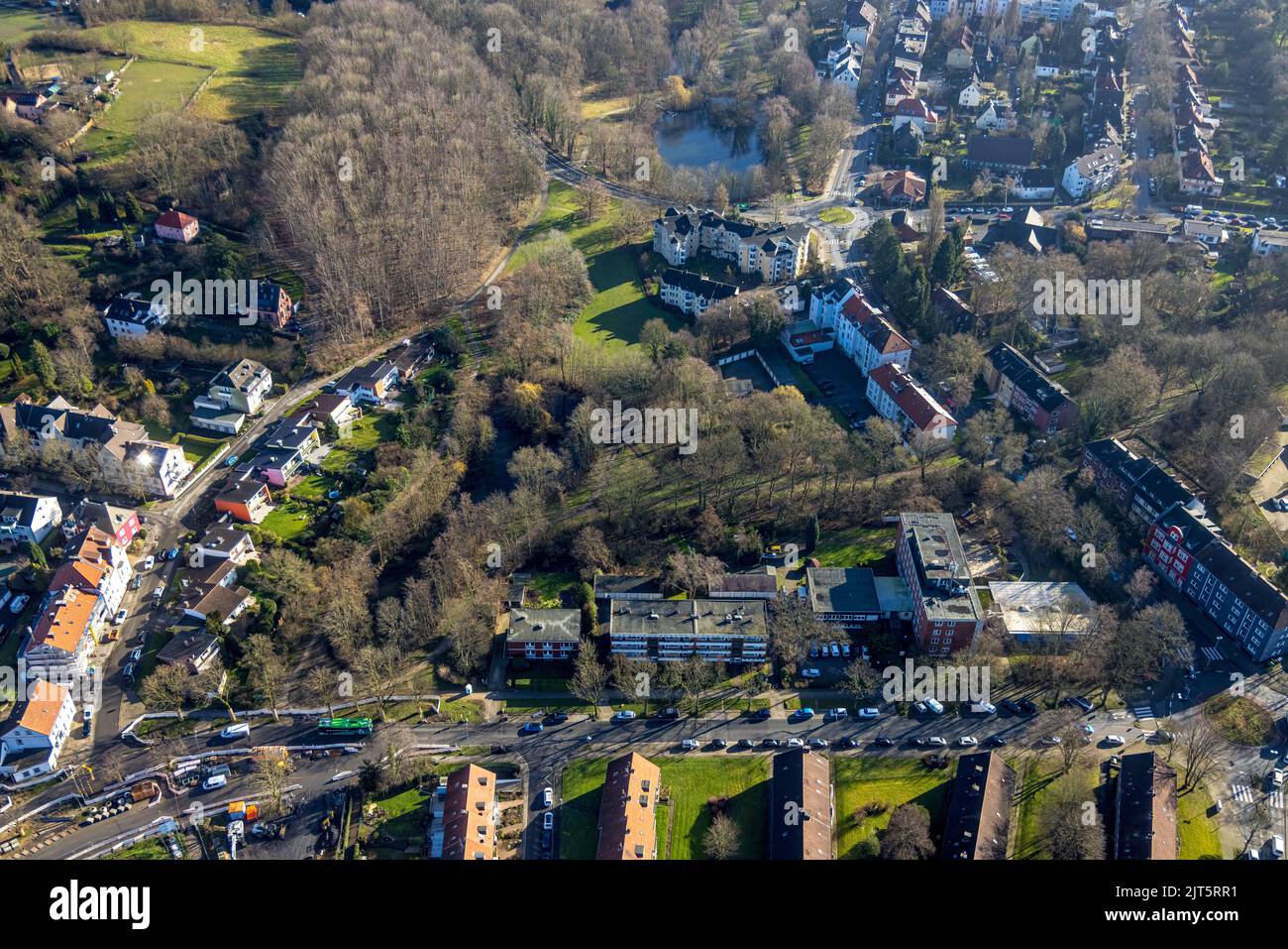 Aerial view, housing estate at Constantin pond and Grummer ponds in the