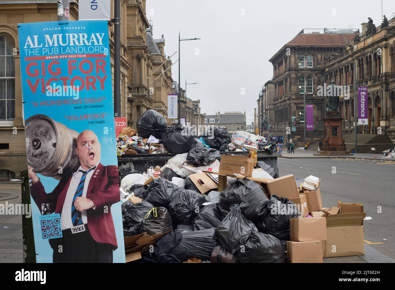 Edinburgh Scotland, UK 28 August 2022. Bins overflow with litter in the