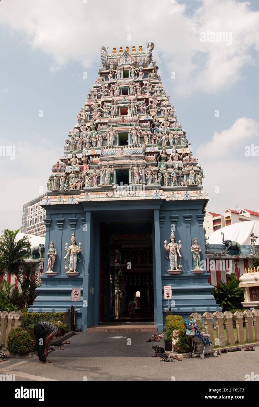 Sri Srinivasa Perumal Temple, Little India, Singapore.  Hindu temple dedicated to Lord Perumal (Lord Vishnu).  It attracted the newly arrived indians. Stock Photo