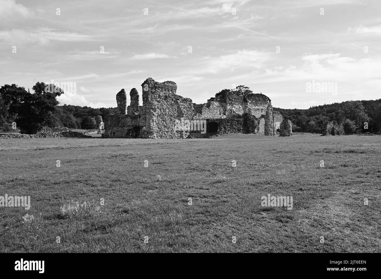 Stone Priory The stone walls of the ruins of a Norman abbey in the UK Stock Photo ...