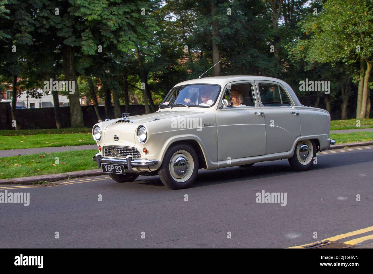 1956 50s fifties Grey AUSTIN A50 CAMBRIDGE 1500cc Petrol saloon; arriving at The annual Stanley Park Classic Car Show in the Italian Gardens. Stanley Park classics yesteryear Motor Show Hosted By Blackpool Vintage Vehicle Preservation Group, UK. Stock Photo