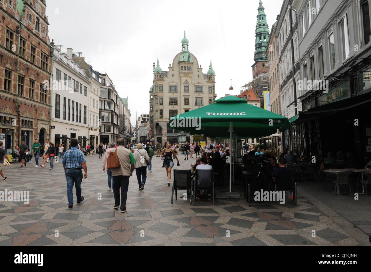 Copenhagen /Denmark/28 August 2022/ Outdoor service food and drinks in