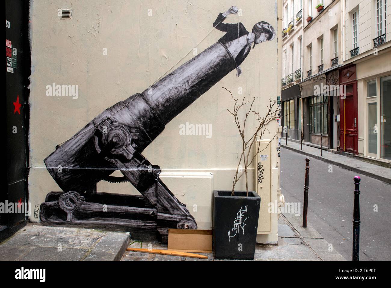 Paris, France. 28th Aug, 2022. The street artist Levalet's drawings and