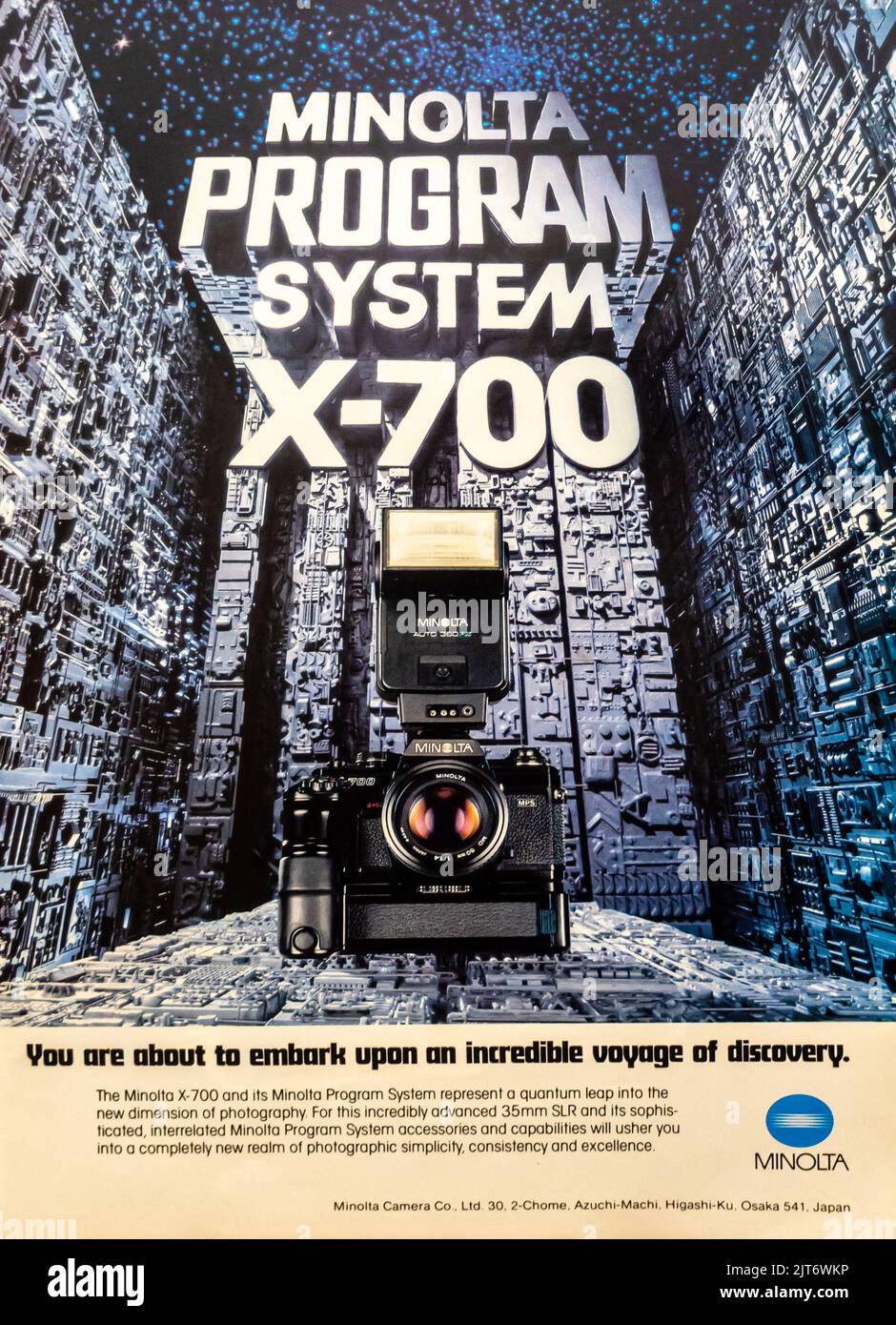 Minolta X-700 camera advertisement placed in a NatGeo magazine,  July 1984 Stock Photo