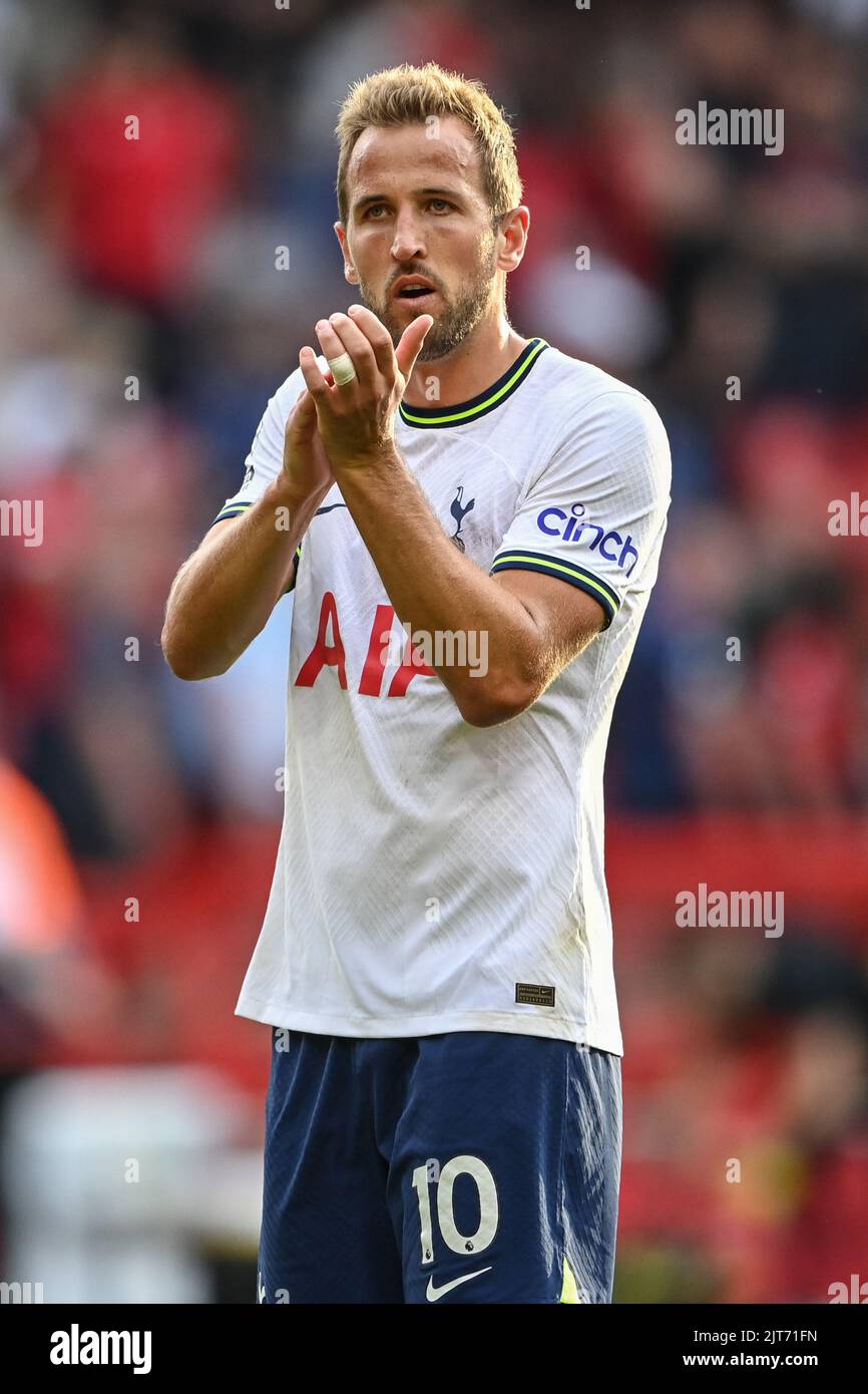 Nottingham, UK. 28th Aug, 2022. Harry Kane #10 of Tottenham Hotspur applauds the traveling fans after Tottenham win 0-2 in Nottingham, United Kingdom on 8/28/2022. (Photo by Craig Thomas/News Images/Sipa USA) Credit: Sipa USA/Alamy Live News Stock Photo