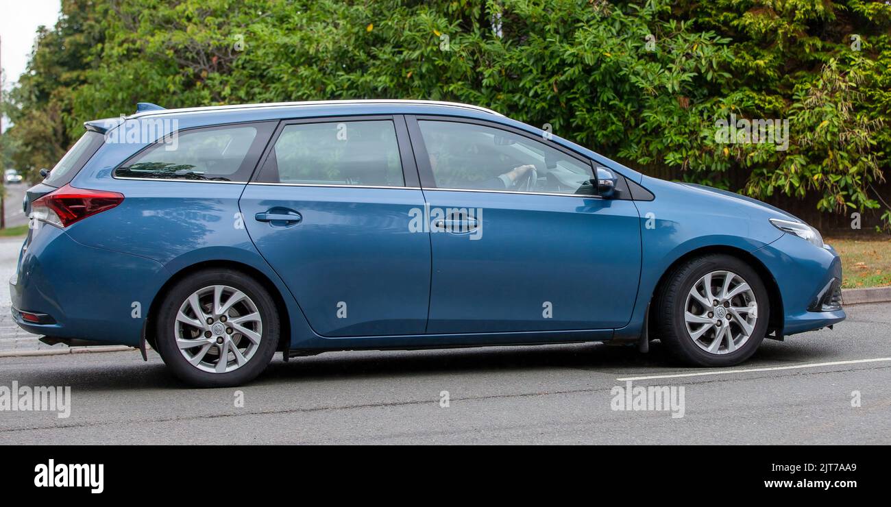 Toyota auris hybrid hi-res stock photography and images - Alamy