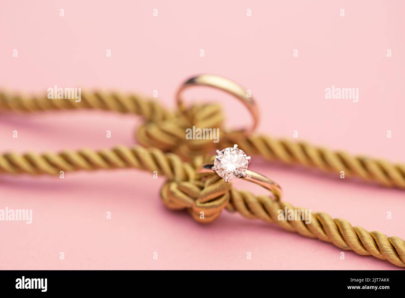 Diamond Ring Rope Diamond knot rope hi-res stock photography and images - Alamy