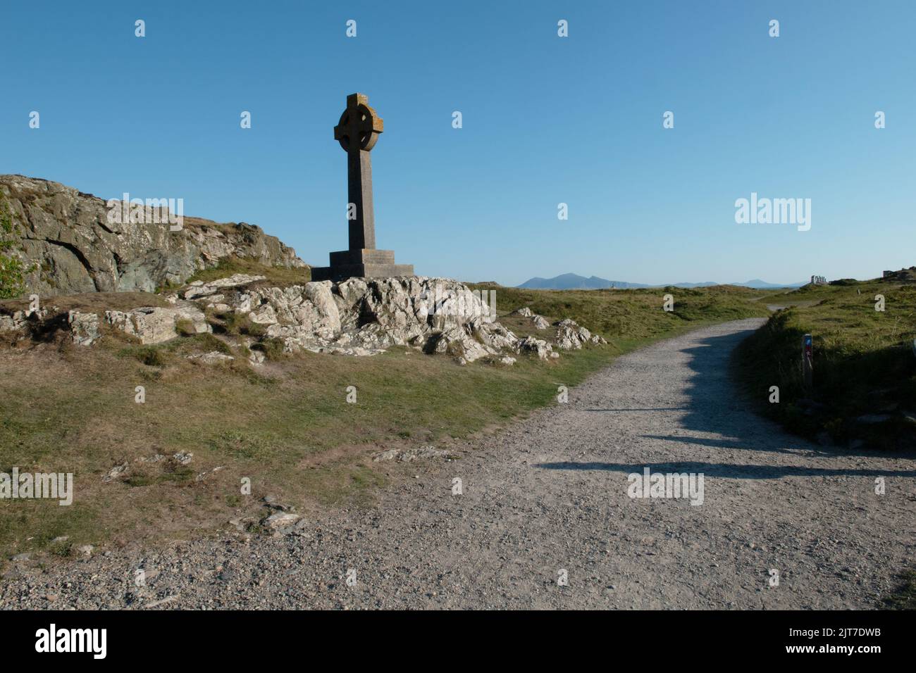 Celtic Cross, Llanddwyn Island, Anglesey, Wales, UK Stock Photo