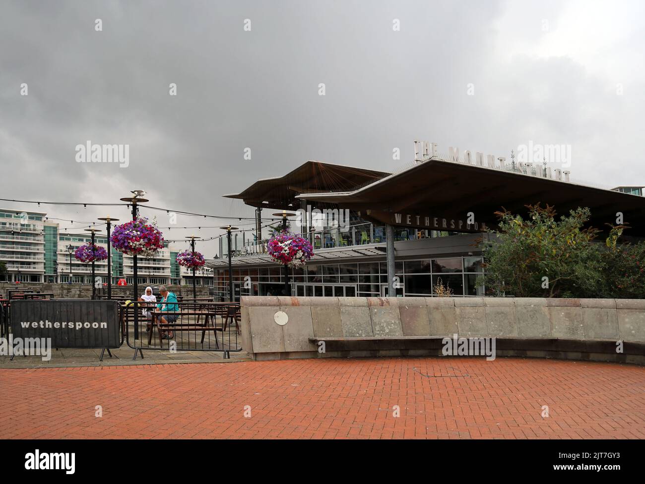 The Mount Stewart, Weatherspoon. Cardiff Bay . July 2022 Stock Photo