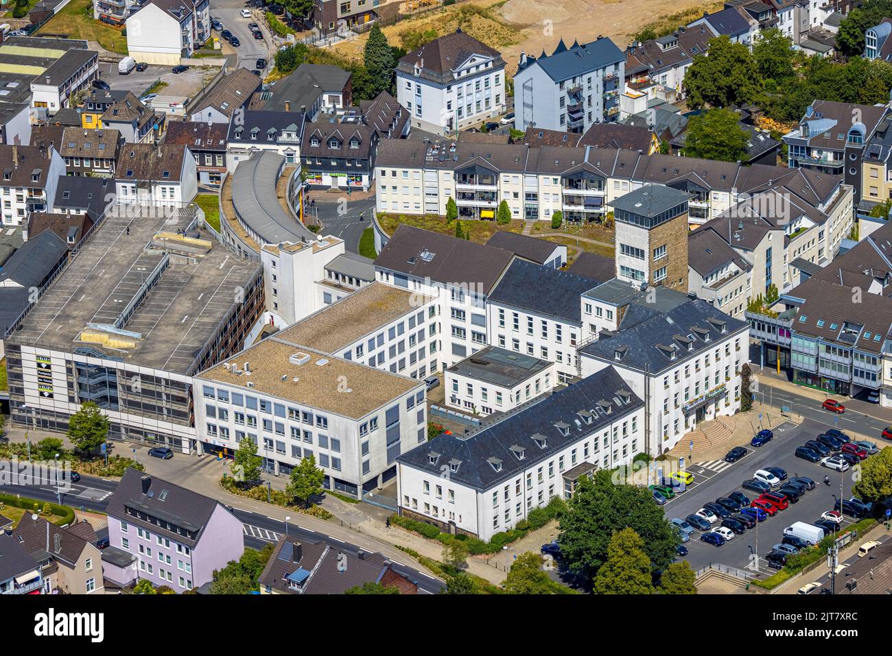Eliz center hi res stock photography and images Alamy