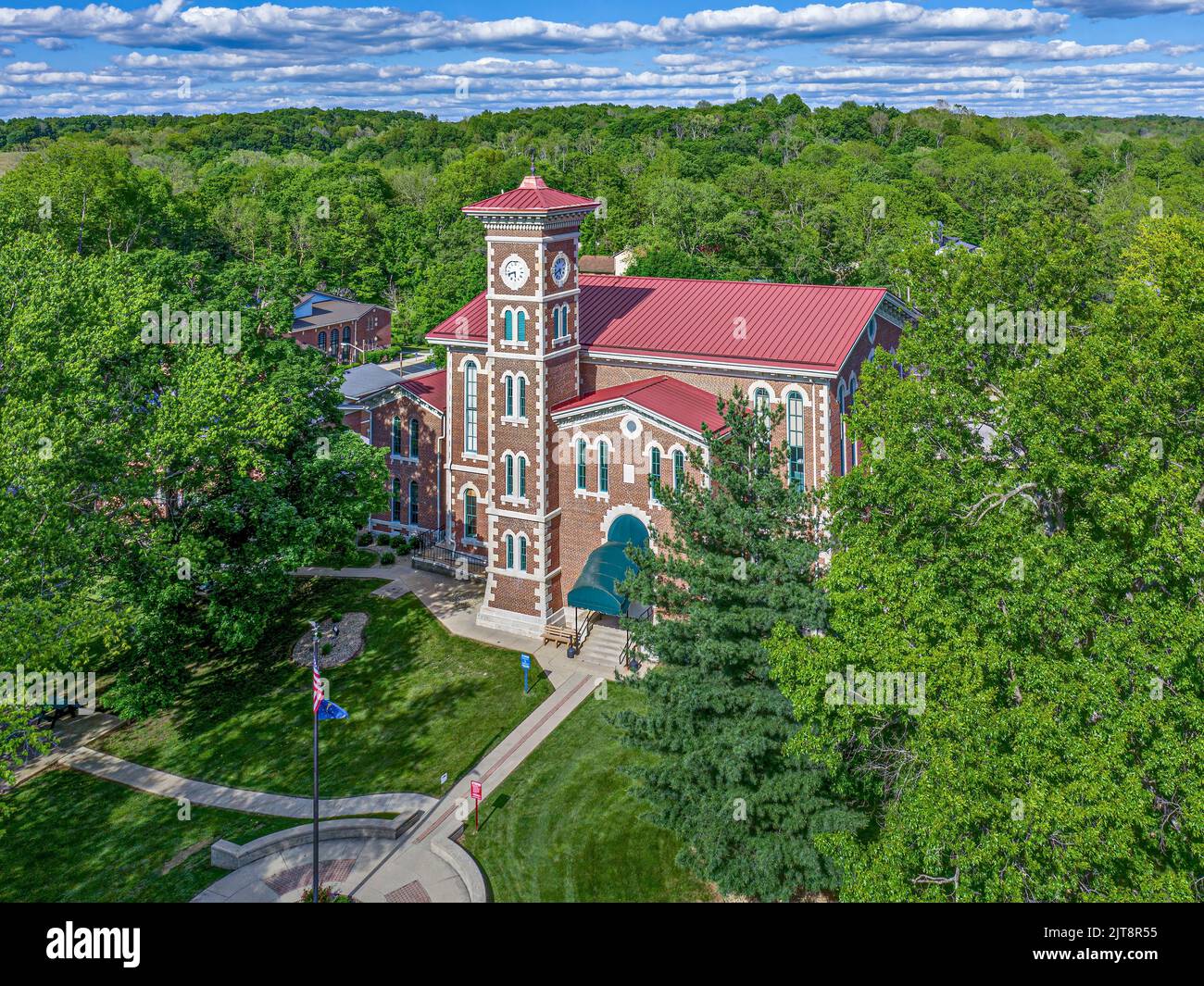 A high-angle shot of the Jennings county courthouse and Government offices in Vernon, Indiana, USA Stock Photo