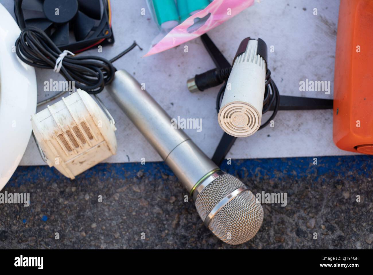 Vintage concert microphones hi res stock photography and images