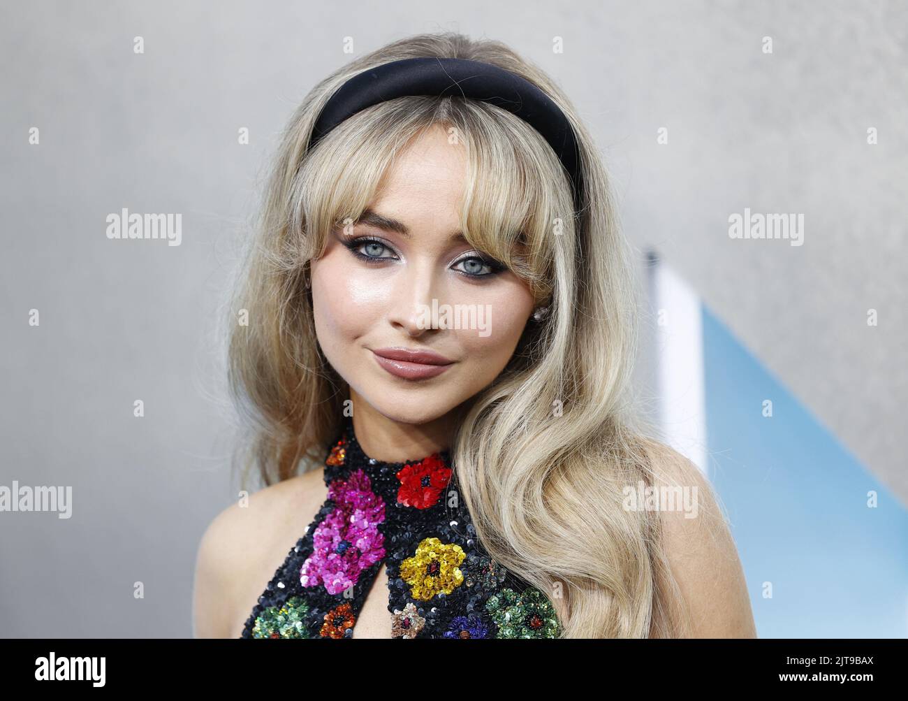 Newark, USAd. 28th Aug, 2022. Sabrina Carpenter arrives on the red