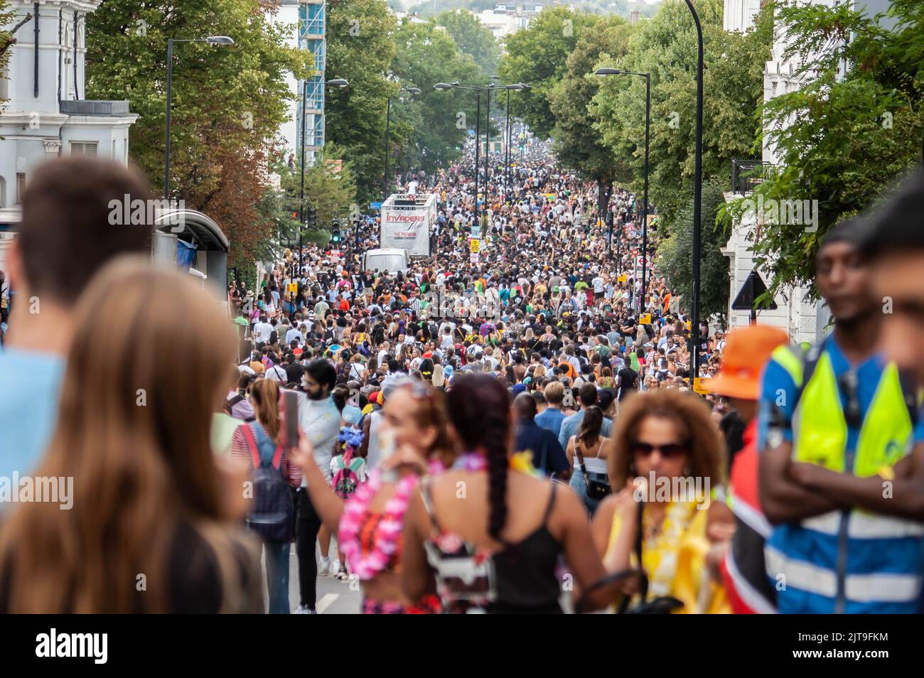 NOTTING HILL, LONDON, ENGLAND 28 August 2022 Crowds on the first day