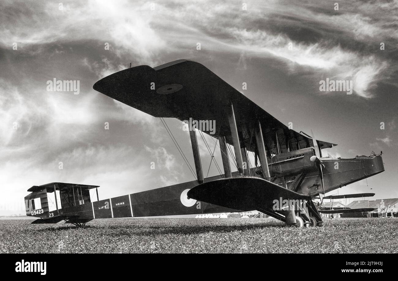 A Handley Page O/400 bomber that entered service in April 1918, at the Royal Air Force at RAF Andover, Hampshire, England. The aircraft were used in France for tactical night attacks on targets in German-occupied France and Belgium and for strategic bombing of industrial and transport targets in the Rhineland. Stock Photo
