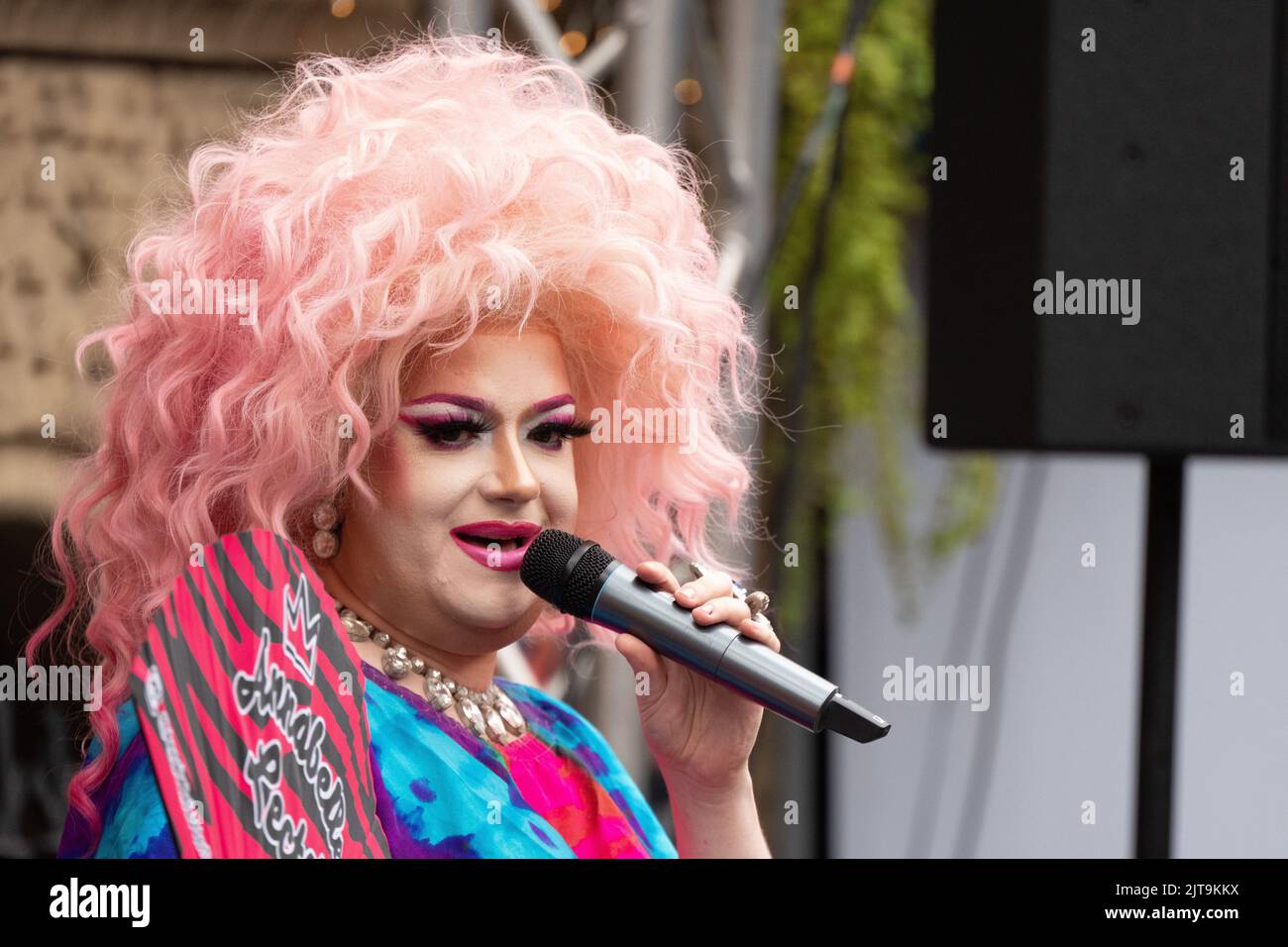 Manchester, UK. 28th Aug, 2022. Drag act singer at Manchester Pride on