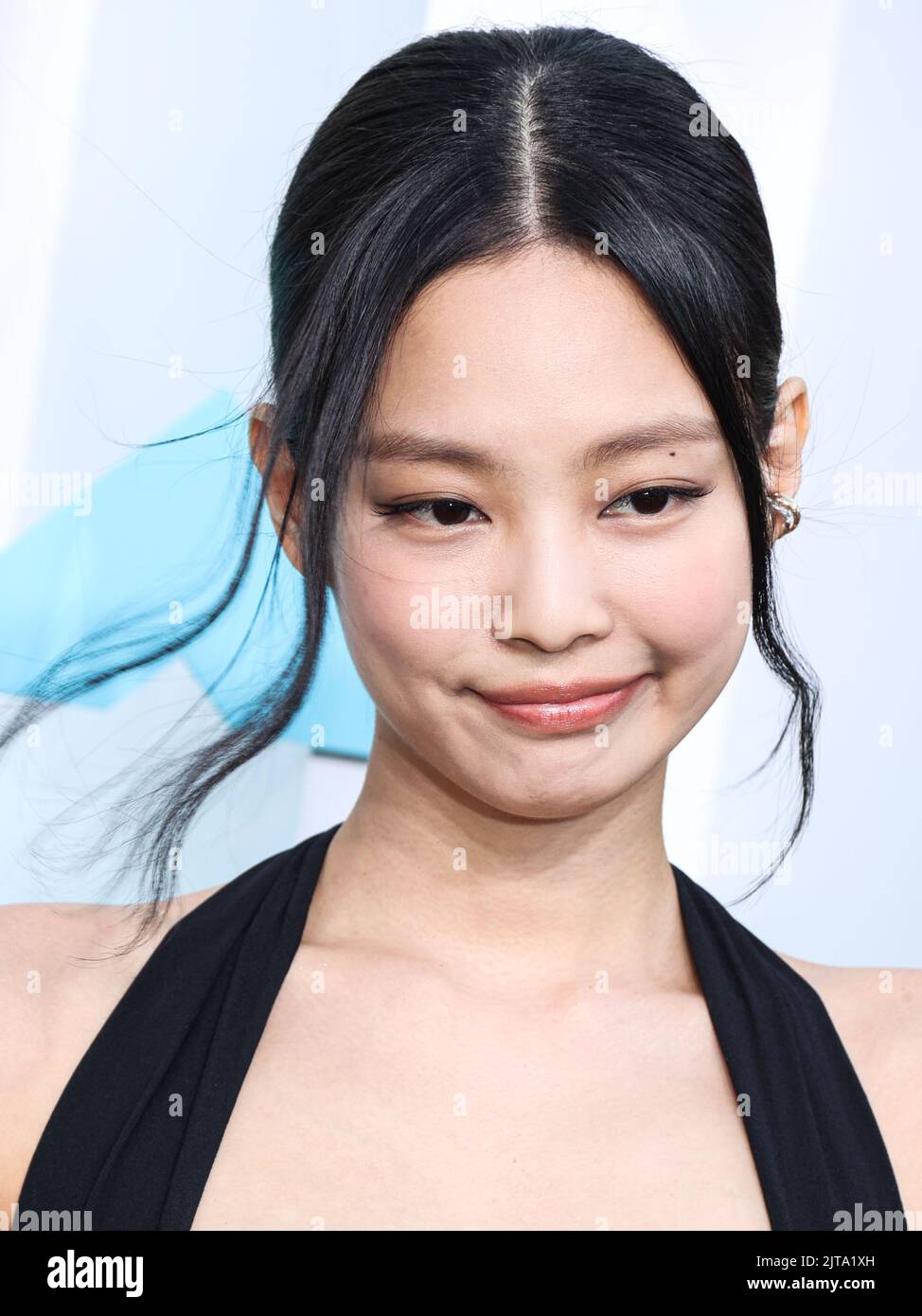 NEWARK, NEW JERSEY, USA AUGUST 28 Jennie (Jennie Kim) of BLACKPINK arrives at the 2022 MTV