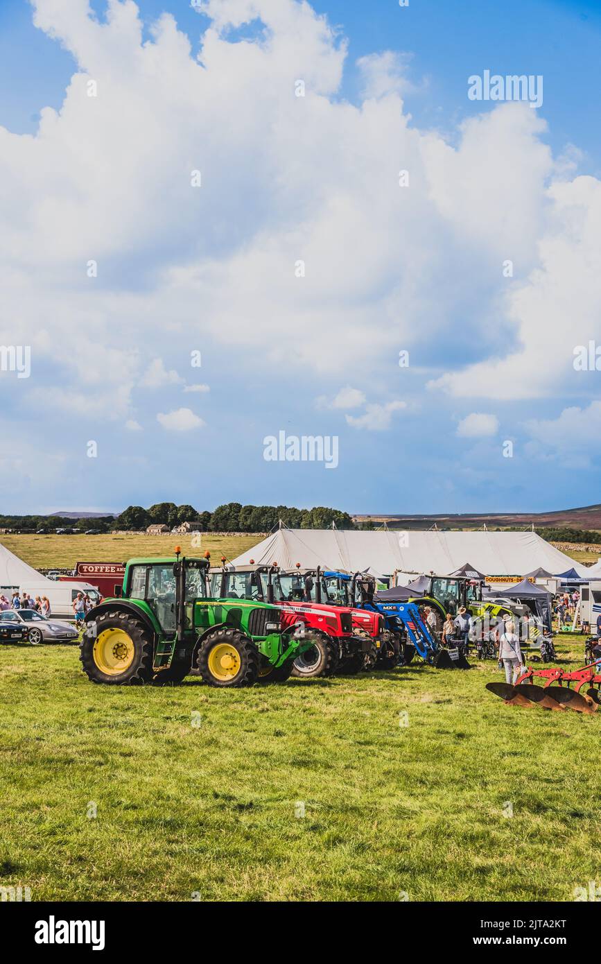 Tractors at Wensleydale Agricultural Show Stock Photo Alamy