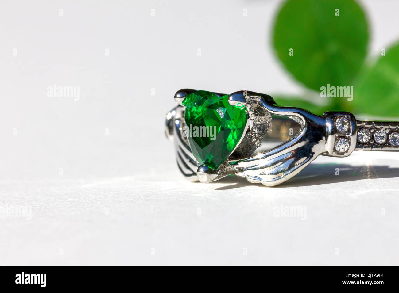 Irish ring with two hands deals holding a heart