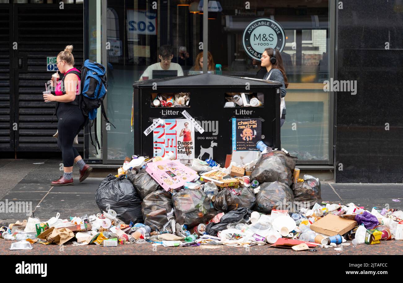 Edinburgh, Scotland, UK. 29th August 2022. Edinburgh bin men strike in ...