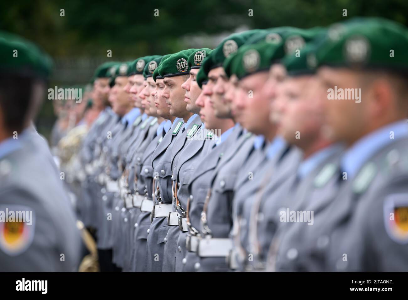 Berlin, Germany. 29th Aug, 2022. Soldiers from the German Armed Forces Guard Battalion stand at the Bendlerblock, the headquarters of the German Ministry of Defense, to receive the Australian Defense Minister, Marles, with military honors. Australia is one of Germany's most important military partners in the South Pacific. Until the beginning of October, the deployment and exercise project 'Rapid Pacific 2022' is taking place in the region, in which the German Air Force is also participating. Credit: Bernd von Jutrczenka/dpa/Alamy Live News Stock Photo