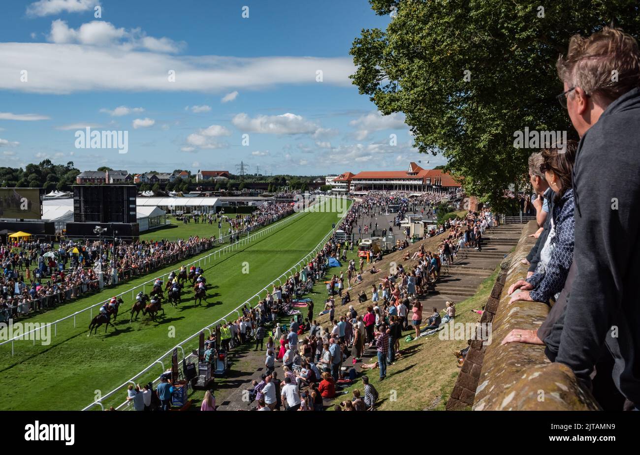 Fools Rush In and Harry Davies win the Kids Pass Handicap at Chester Racecourse, Sunday 31st July 2022 Stock Photo