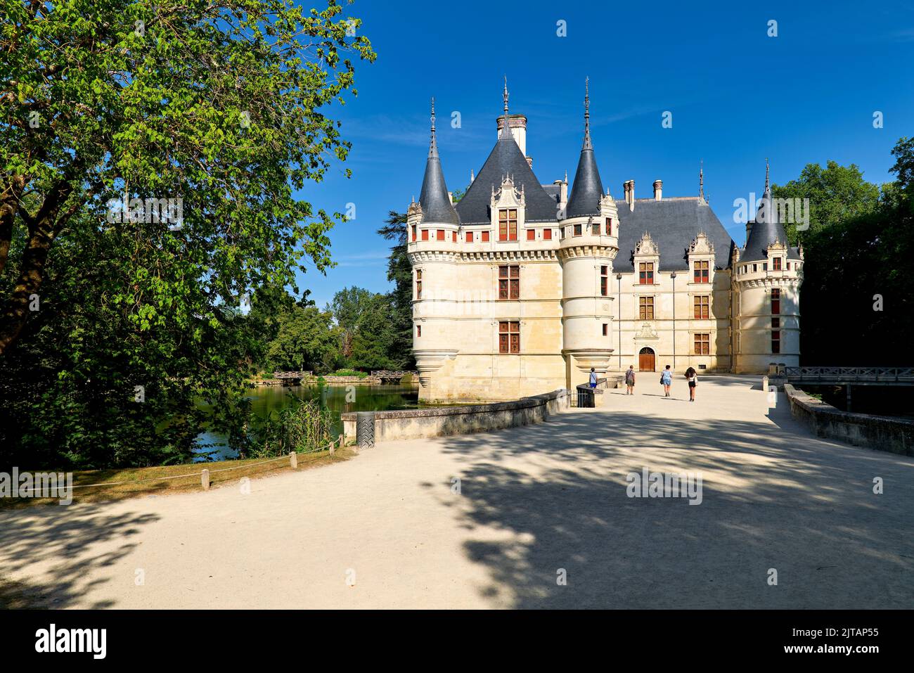 Azay le rideau street hi-res stock photography and images - Alamy