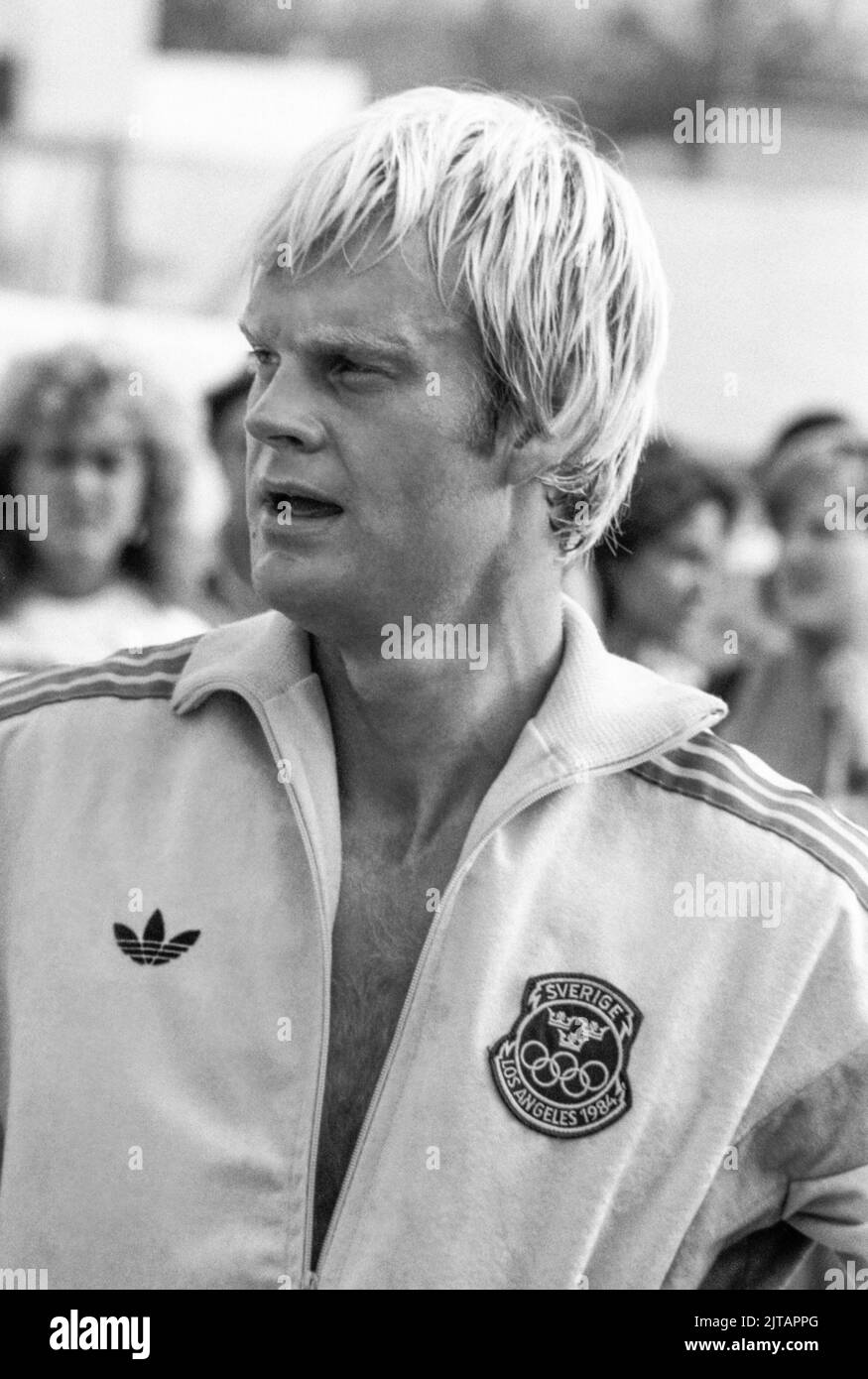 OLYMPIC SUMMER GAMES IN LOS ANGELES 1984Lars Erik Moberg Sweden canoe athlete with his Silvermedals from K2 500 m Stock Photo