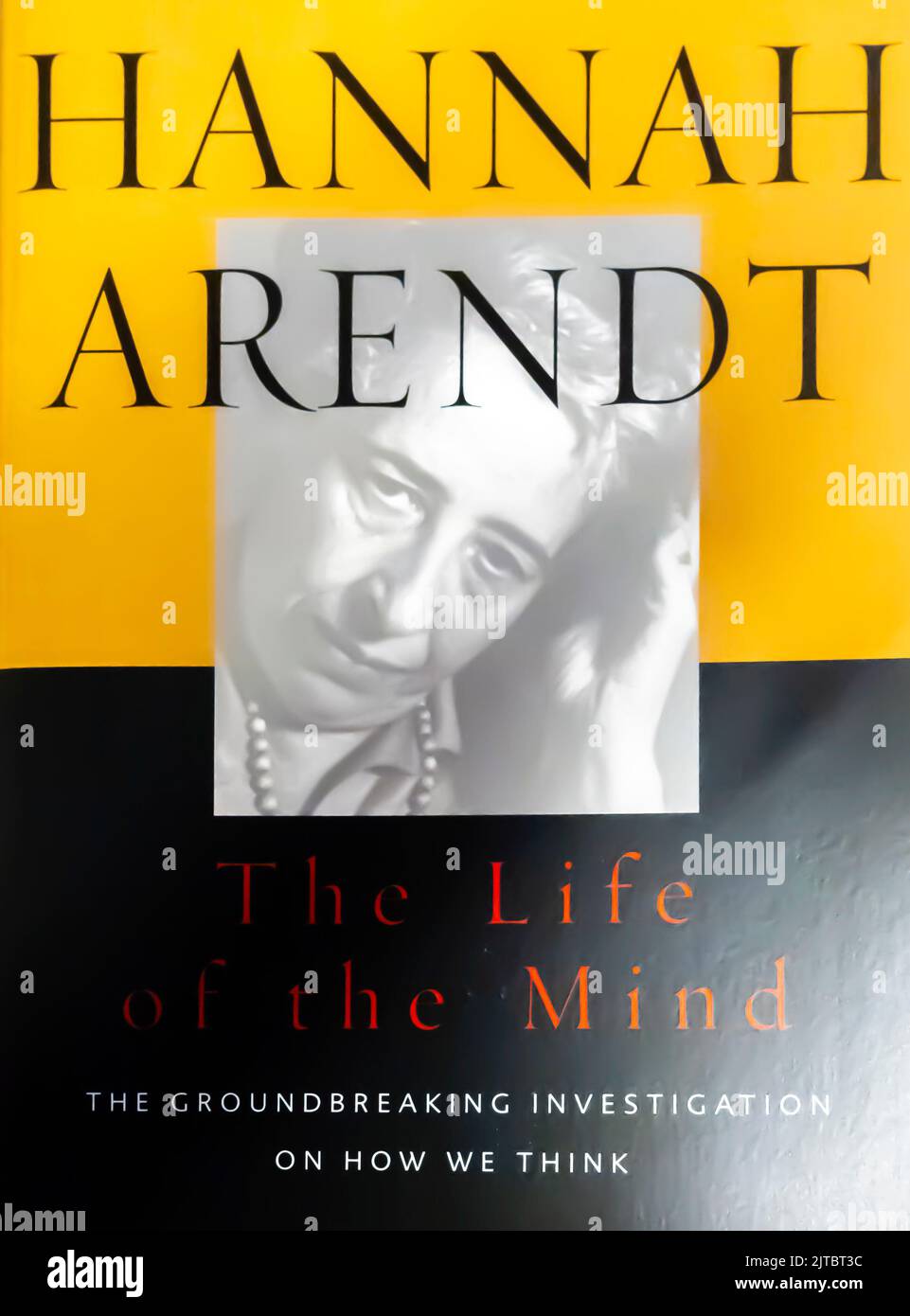 The Life of the Mind Book by Hannah Arendt. 1977 Stock Photo Alamy