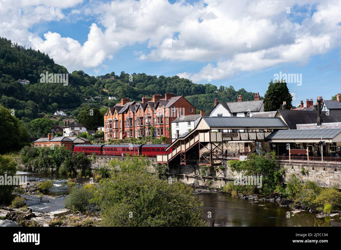Llangollen old train station Stock Photo Alamy
