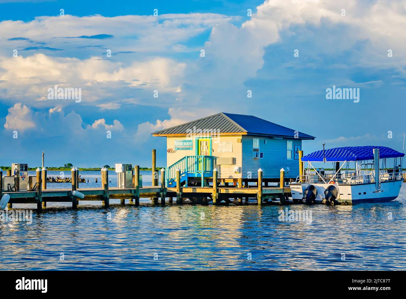 Marina bait hires stock photography and images Alamy