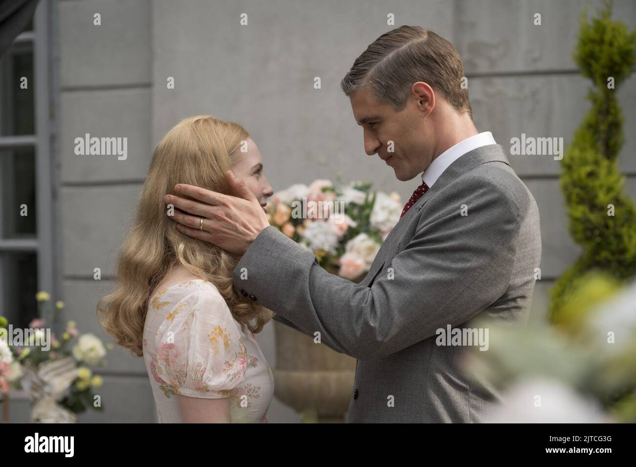 FLOWERS IN THE ATTIC THE ORIGIN, from left Hannah Dodd, Max Irons